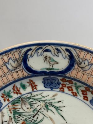 A Japanese Imari 'Parasol Ladies' dish after Cornelis Pronk, Edo, 18th C. — photo 8