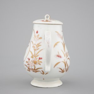 A Japanese Imari shaving bowl and an Arita soy jug, 17/18th C. — photo 5