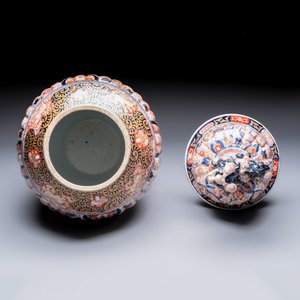 A large Japanese Imari vase and cover, Meiji, 19th C. — photo 6