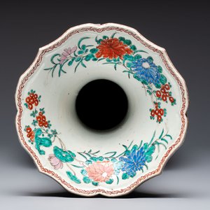 A Japanese Imari vase with narrative design, Meiji, late 19th C. — foto 5