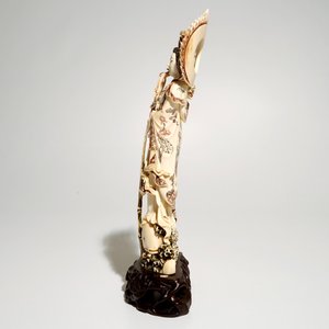 A Japanese ivory model of Guanyin on a carp, Taisho, ca. 1930, signed — 照片 4