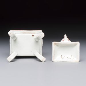 A Japanese kakiemon censer and cover, in a wooden box, Meiji, 19th C. — photo 7