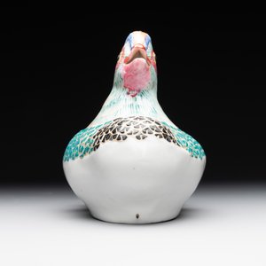 A Japanese Kakiemon model of mandarin duck, Edo, late 17th C. — photo 2