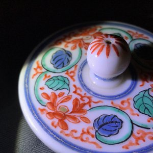 A Japanese Kakiemon teapot and cover, Edo, 17th C. — 照片 10