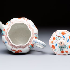 A Japanese Kakiemon teapot and cover, Edo, late 17th C. — foto 6