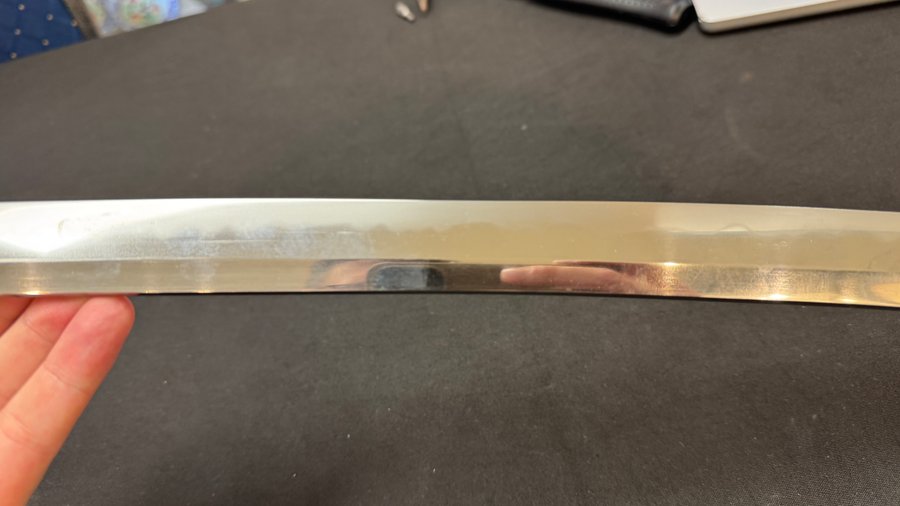 A Japanese katana, signed Ishidō Teruhide saku, with koshirae and shirasaya, Shōwa, 20th C. — foto 43