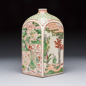 A Japanese Ko-Imari square flask with figures in a landscape, Edo, 17th C. — photo 1