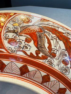 A Japanese Kutani dish with narrative design, Edo/Meiji, 19th C. — photo 21
