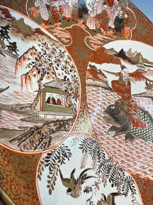 A Japanese Kutani dish with narrative design, Edo/Meiji, 19th C. — photo 7