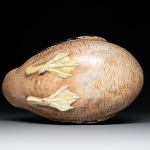 A Japanese Kutani duck-form vessel and a pair of small Satsuma vases, 19th C. — foto 7