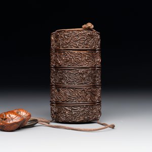 A Japanese lacquer inrō with a netsuke and an ojime, Meiji, 19th C. — photo 2