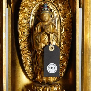 A Japanese lacquered and gilt wood "Zushi" shrine with a standing Buddha on a lotus throne, Edo, 17/18th C. — 照片 13
