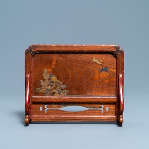 A Japanese lacquered wooden table screen, Edo, 18/19th C. — 照片 3