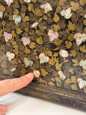 A Japanese Nanban portable lacquer cabinet, Momoyama, late 16th/early 17th C. — 照片 15
