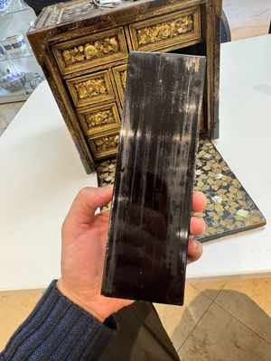 A Japanese Nanban portable lacquer cabinet, Momoyama, late 16th/early 17th C. — 照片 30