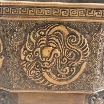 A Japanese octagonal bronze censer — photo 6