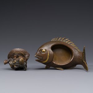 A Japanese parcel-gilt bronze lidded box in the shape of Ebisu on sea bream, signed Miyao Zo, Meiji, around 1880 — 照片 6