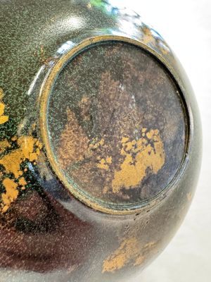 A Japanese patinated bronze vase, 20th C. — photo 12