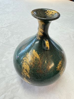 A Japanese patinated bronze vase, 20th C. — photo 3