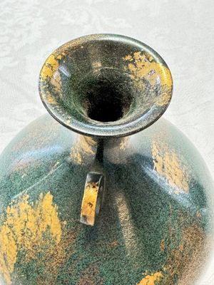 A Japanese patinated bronze vase, 20th C. — photo 4