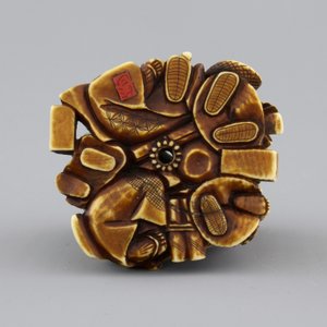 A Japanese patinated ivory netsuke: a dragon amongst sages, 19th C. — photo 7