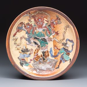 A Japanese polychrome-decorated stoneware plate — photo 1