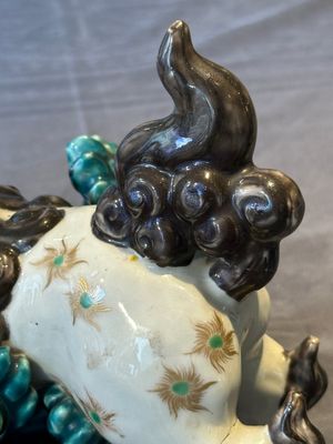 A Japanese polychrome-glazed group of playing Buddhist lions, 18/19th C. — photo 16