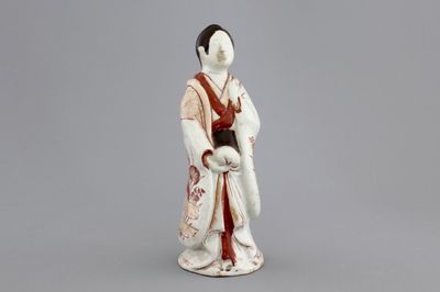A Japanese porcelain figure of a male official, 17/18th C.