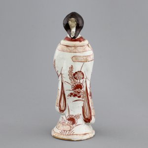 A Japanese porcelain figure of a male official, 17/18th C. — photo 4