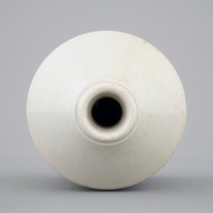 A Japanese porcelain sake bottle inscribed Japansch Zaky, 17/18th C. — photo 6