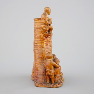 A Japanese pottery vase with children by a bamboo tree, probably Kyoto school, 19th C. — foto 5