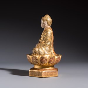 A Japanese Satsuma figure of Buddha seated on a lotus base, Hododa 保土田 mark, Meiji, 19/20th C. — 照片 3