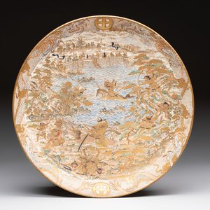 A Japanese Satsuma 'warrior' dish, Morita Tokuichi 森田 徳 mark, Meiji, 19th C. — foto 1