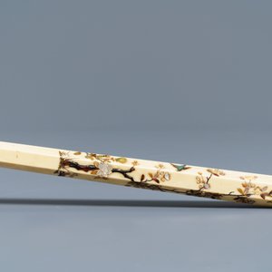 A Japanese Shibayama inlaid ivory magnifier and four handles, Meiji, 19th C. — photo 4