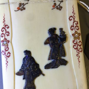 A Japanese Shibayama lacquered ivory card case, Meiji, 19th C. — photo 5