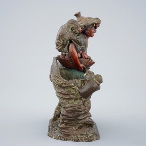 A Japanese terracotta okimono of a fruit vendor with monkeys, Edo/Meiji, 18/19th C. — photo 5