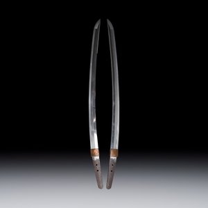 A Japanese wakizashi, signed Izumi no Kami Kanesada, with koshirae, Edo, 18/19th C. — 照片 3