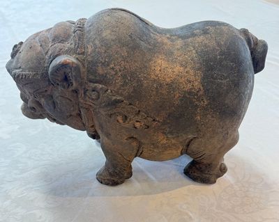 A Javanese terracotta boar-shaped money bank, probably Majapahit Kingdom, 15th C. — photo 1