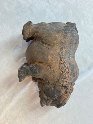 A Javanese terracotta boar-shaped money bank, probably Majapahit Kingdom, 15th C. — photo 5