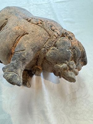 A Javanese terracotta boar-shaped money bank, probably Majapahit Kingdom, 15th C. — photo 6