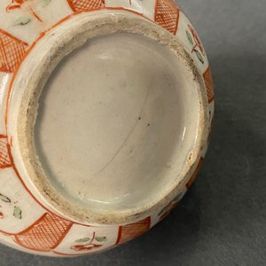 A Kakiemon-style Dutch-decorated bottle vase, Japan, Edo, 17/18th C. — 照片 10