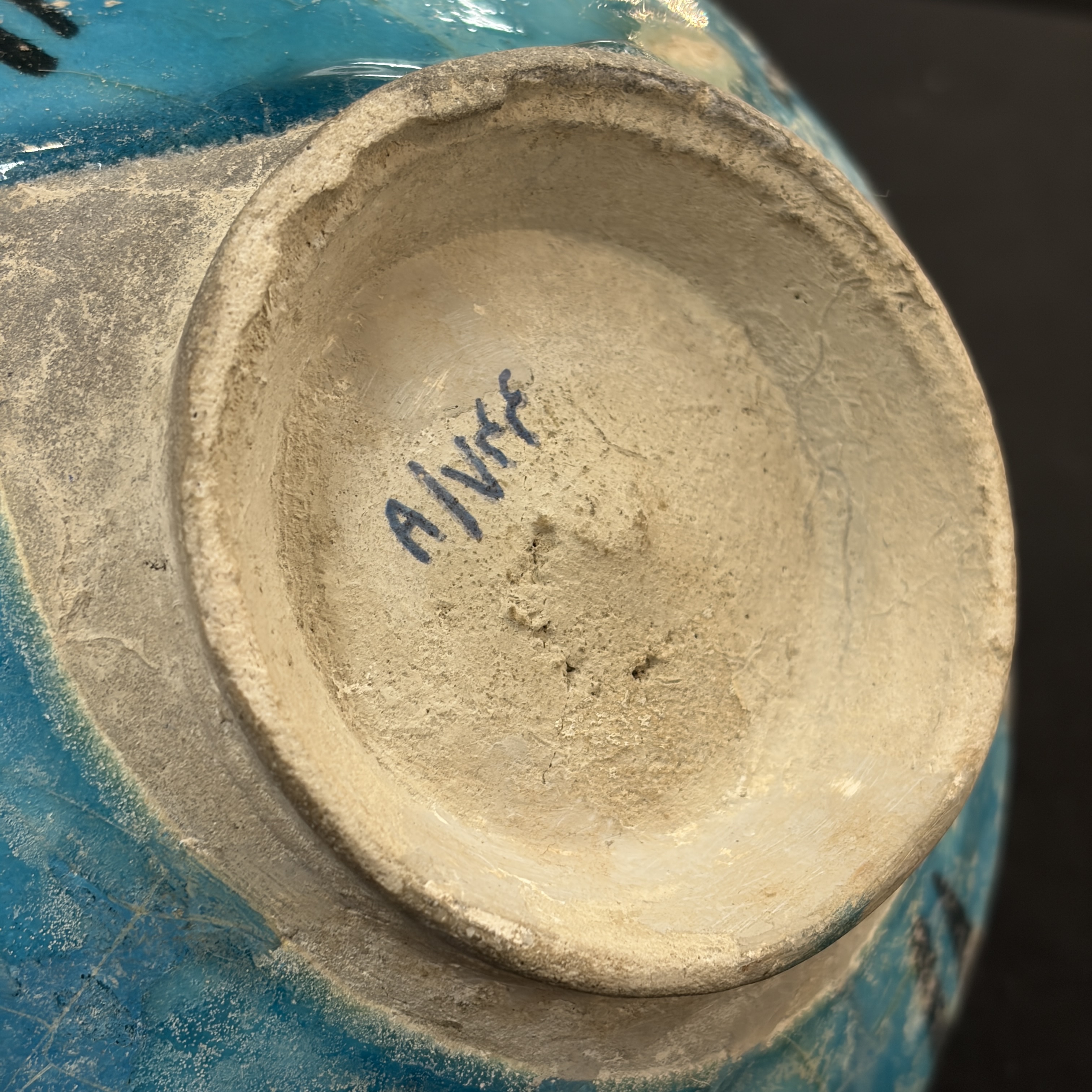 A Kashan black and turquoise pottery bowl with water-weed design — photo 9