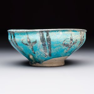 A Kashan black and turquoise pottery bowl with water-weed design — photo 3