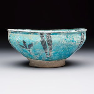 A Kashan black and turquoise pottery bowl with water-weed design — photo 4