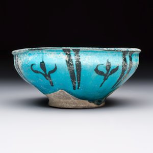 A Kashan black and turquoise pottery bowl with water-weed design — photo 5