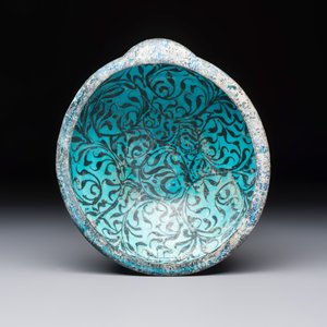 A Kashan black and turquoise pottery bowl with water-weed design — photo 6