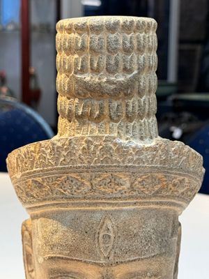 A Khmer Angkor Wat-style sandstone head of Shiva, probably 12th C. — photo 9