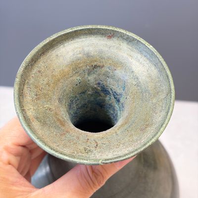 A Khmer bronze vase, Angkor Wat period, Cambodia, 12/13th C. — foto 13