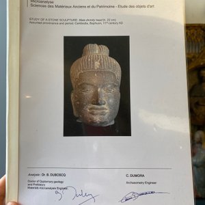 A Khmer polished sandstone head of Uma in Baphuon-style, Angkor period, Cambodia, 11th C. — photo 8