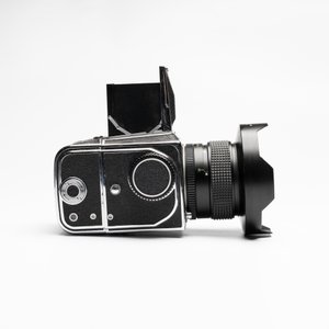 A Kiev 88 with Zodiak-B 30mm F3.5 fisheye lens, waist-level viewfinder and film back — photo 8